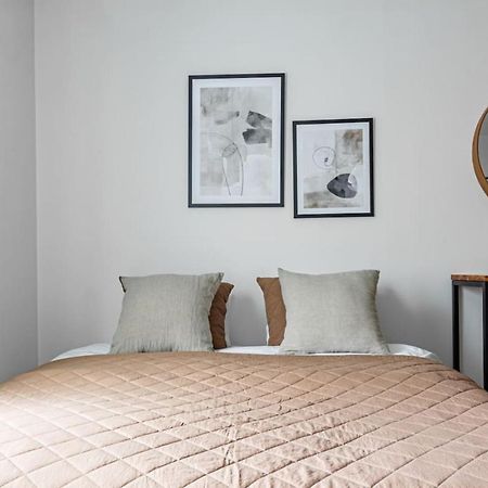 Cheap Stay On Hip Soedermalm - Construction Work Стокхолм Екстериор снимка