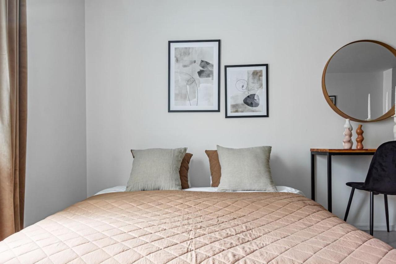 Cheap Stay On Hip Soedermalm - Construction Work Стокхолм Екстериор снимка