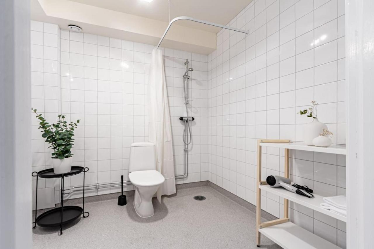 Cheap Stay On Hip Soedermalm - Construction Work Стокхолм Екстериор снимка